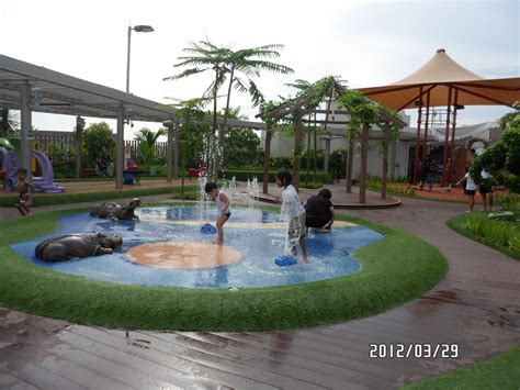 sg kids playground tampines  water playground