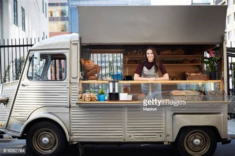 Food Truck Front View Photos And Premium High Res Pictures Getty Images