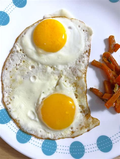 Sunny Side Up Eggs Vs Over Easy Eggs