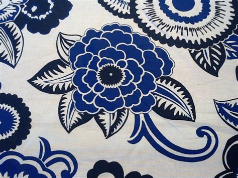 Blue And White Floral Upholstery Fabric - Turafebre