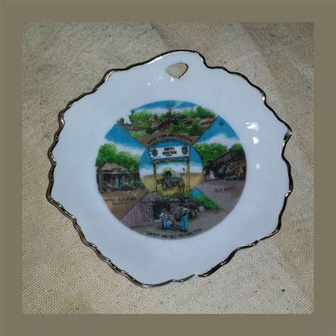 Explore The Charm Of Vintage Knotts Berry Farm Souvenir Plate