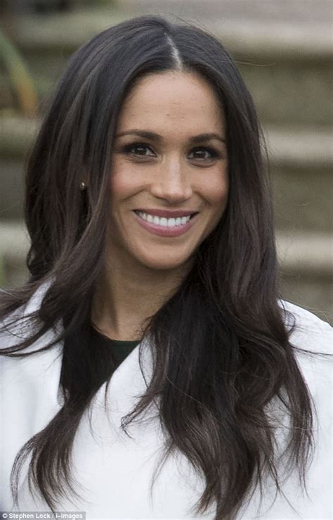 Throwback Photos Of Meghan Markle Wearing Curly Hair Texture Surfaced ...