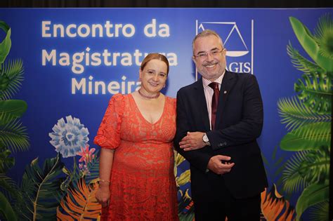 Confraterniza O Marca Encontro Da Magistratura Mineira