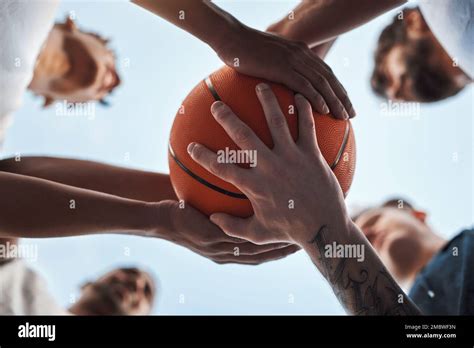 Le Sport Est Un Excellent Moyen D Enseigner Le Travail D Quipe Gros