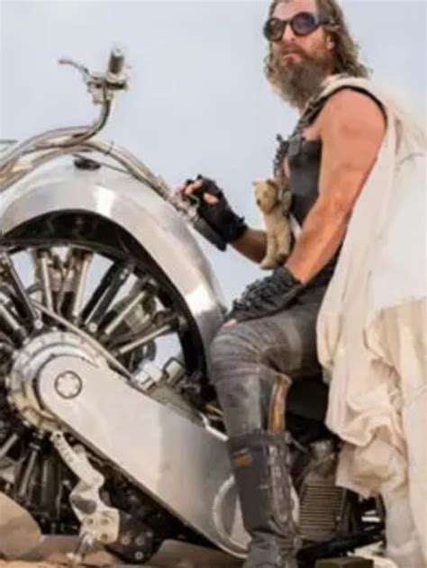 Uma Harley Veja A Moto Custom Maluca De Mad Max Furiosa Motonline