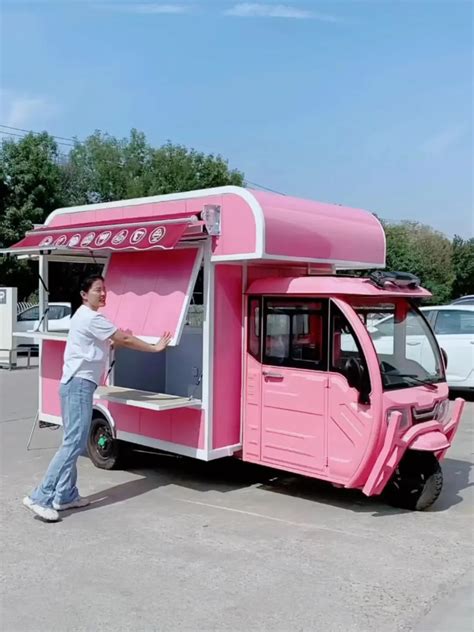 Electric Enclosed Tuk Electric Tricycle Big Space Vending Snack Food Cart Mobile Fast 3 Wheel