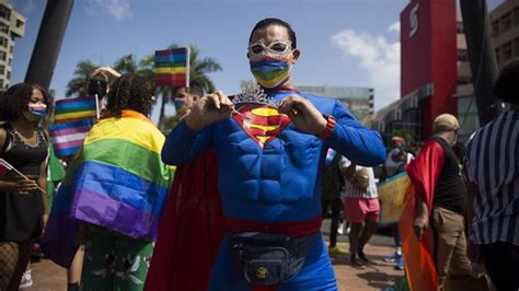 Después De “capitán América Gay” Y “aquaman” Dc Comics Anuncia Un Superman Bisexual