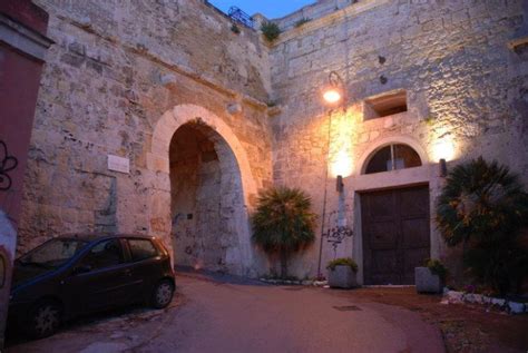 Porta Dei Leoni Cagliari