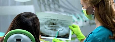 C Mo Prevenir La Periodontitis Canalsalud