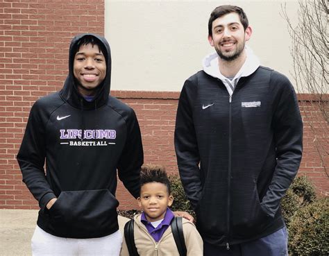 Lipscomb Academy on Twitter: "Lower School started the day with a little @LipscombMBB! 🏀 ☀️ ...