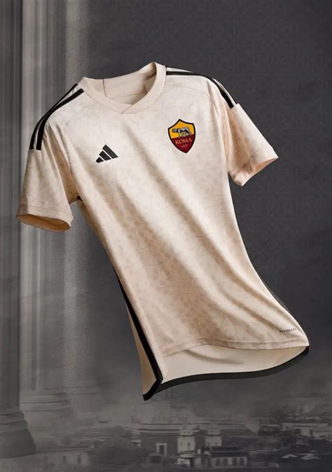 Les Nouveaux Maillots De Foot As Rome Chez Adidas Maillots