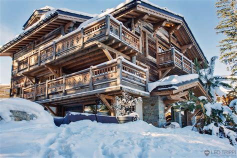 Un Des Plus Beaux Chalets De Courchevel 1850 Chalet Chalet Design