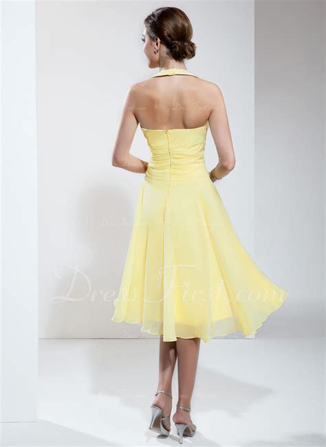 A Line Halter Knee Length Chiffon Homecoming Dress With Ruffle Bows