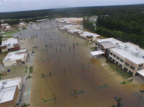 Drone Footage of HEB - Kingwood