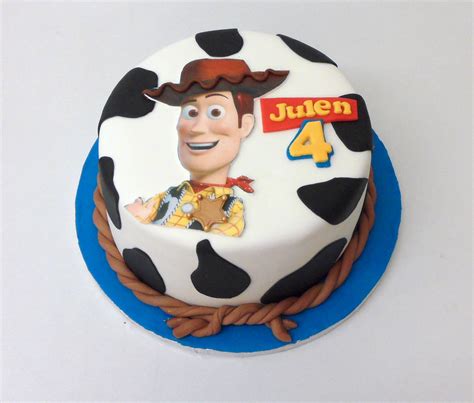 Tarta Fondant Toy Story Woody En Oblea D Amelia Bakery