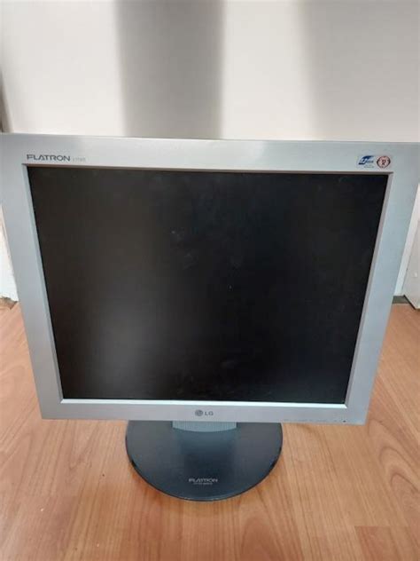 LG Flatron L1730S 17 TFT LCD Monitor