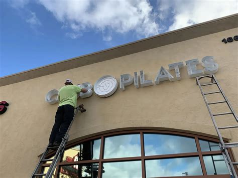 Commercial Sign Company Near Me – Best for 2024