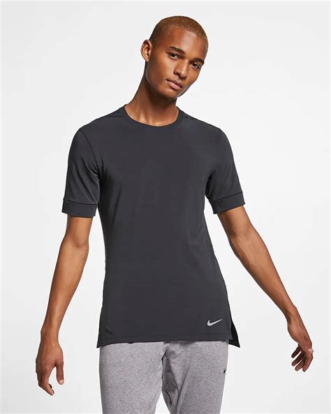 Nike Dri Fit Mens Short Sleeve Yoga Training Top December 2019 Training Tops Yoga Training