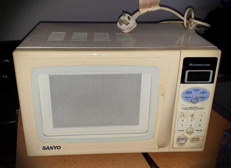 SANYO Microwave Oven, TV & Home Appliances, Kitchen Appliances, Ovens ...