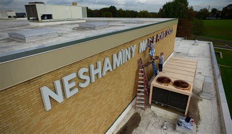 PHOTO: Neshaminy Employees Repaint Maple Point Middle School Sign ...