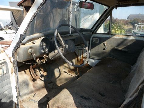 California Barn Find: A First Generation Toyota Hilux Pickup Truck