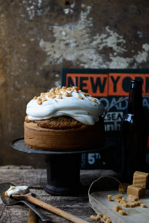 Somewhere over the Kitchen: All maple syrup cake – Just like America