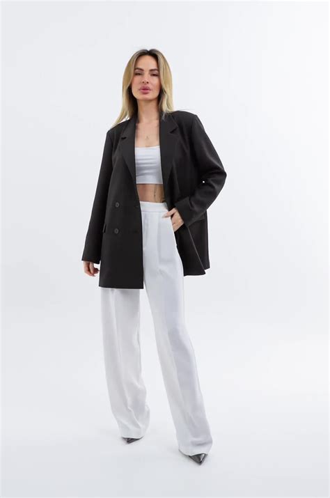 Женский пиджак оверсайз Happyfox 6693711 черный купить оптом в HappyWear.ru