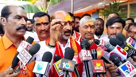 Bjp Chief Bandi Sanjay Fires On Cm Kcr Over Vemulawada Temple