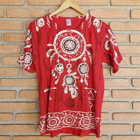 Camiseta Masculina Indiana Filtro Dos Sonhos Vermelha Mandala Rara