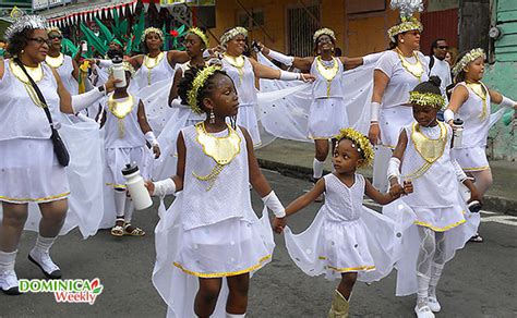 Dominica Carnival Tuesday 2011: Costume Parade | Purely Dominica ...