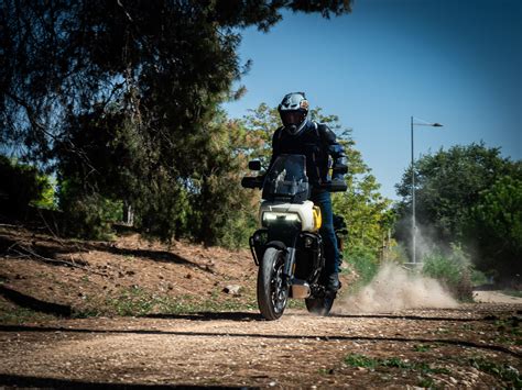 Prueba Harley Davidson Pan America Un Nuevo Tipo De Libertad Motosan