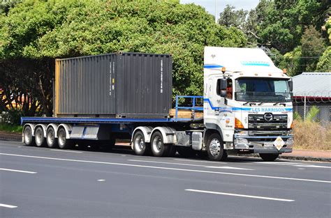 Hino Les Harison Tamaki Drive Auckland Jan Mike Cornwall