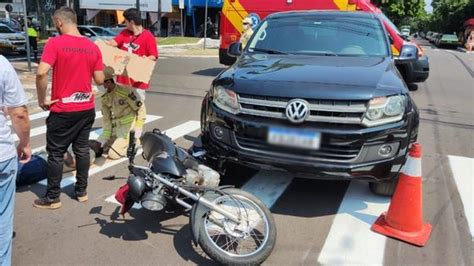 Motociclista E Passageiro Ficam Feridos Em Acidente Caminhonete Em