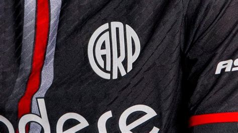 Tucum N Noticias Agencia De Noticias River Lanz Su Nueva Camiseta