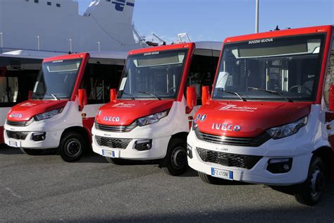 Iveco Bus La Consegna Ad Acamir Per La Regione Campania