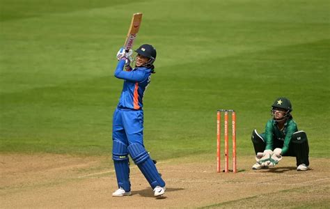 Icc Women S T I Rankings Smriti Mandhana Moves Into Top Three After