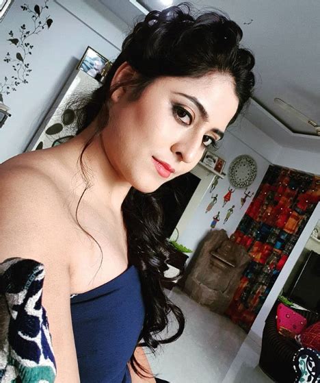 Monika Bhadoriya Bawri Photos Hot Images Unseen Pics From TMKOC