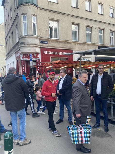 Florian Klenk On Twitter B Rgermeister Michael Ludwig Am Brunnenmarkt