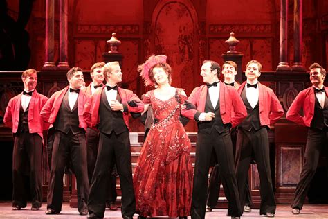 Hello Dolly Theatre Reviews