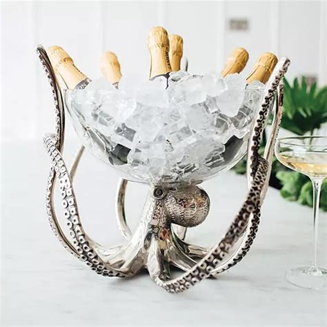 Culinary Concepts Octopus Stand And Glass Bowl Freemans