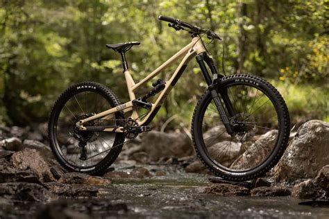 Clash Ride View Specs Reviews Mountainly