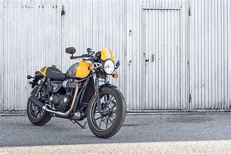 Triumph Street Cup 2017 2020 Review Specs And Prices