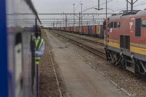 Transnet South Africa Taps Business To Create Office To End Rail