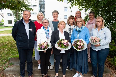 Ehrenamtliche Verabschiedet Und Begr T Br Derkrankenhaus St Josef