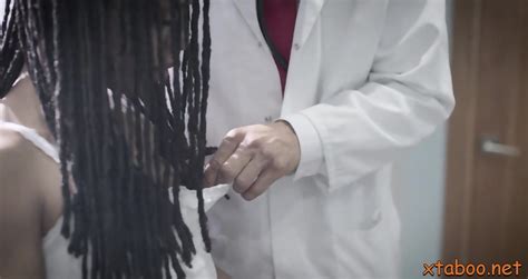 Sweet Sweetheart Kira Noir S Pussy Licked And Banged