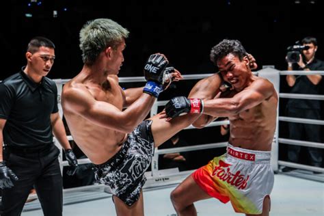 Kongsuk Beats Phetsukumvit At One Friday Fights Asian Mma