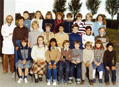 Photo De Classe 6ème E De 1980 Collège Paul Eluard Copains Davant