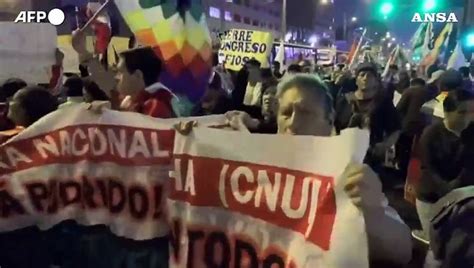 Tre Giorni Di Sciopero In Peru Contro Governo E Parlamento Video