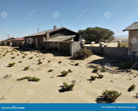 Kolmanskop `afrique. Kolmanskop, German. Kolmannskuppe is an Abandoned ...