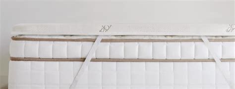 Saatva Luxury Pure Talalay Latex Mattress Topper Review | Apartment Therapy